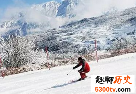 国内十大最佳滑雪胜地盘点，竟有不会发生危险的雪道？