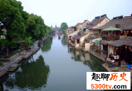 中国单身者的十大旅游圣地，谈恋爱有什么用？