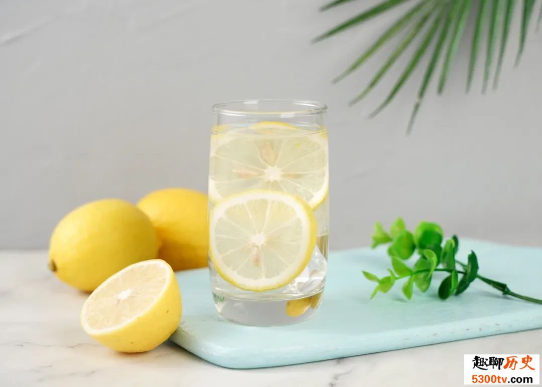 【辟谣】关于柠檬水的四个谣言
