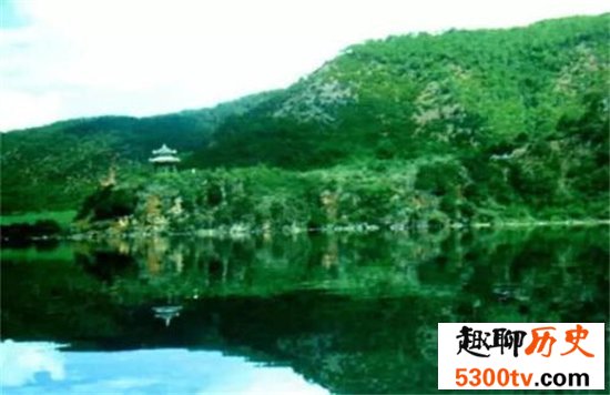 中国十大巨型睡佛，乐山大佛毫无人工制作痕迹