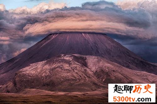 中国十大最美的山峰排行榜，神秘的泰山的风景最迷人