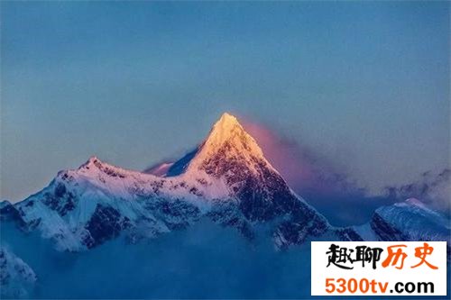 中国十大最美的山峰排行榜，神秘的泰山的风景最迷人
