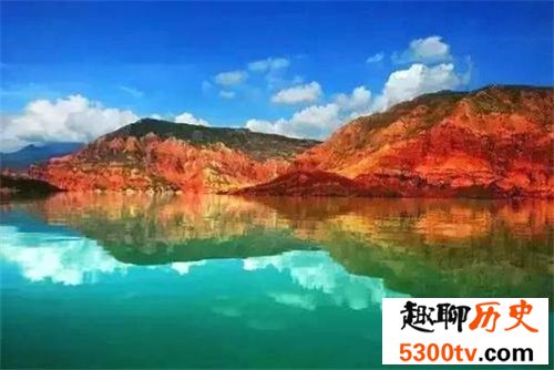 中国十大最美的山峰排行榜，神秘的泰山的风景最迷人