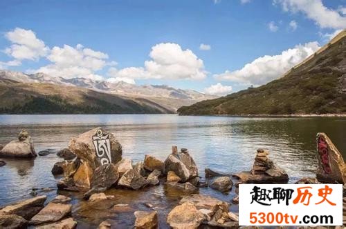 中国十大最美的山峰排行榜，神秘的泰山的风景最迷人