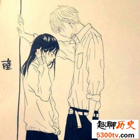 壁咚是什么意思，难道就是按在墙上？