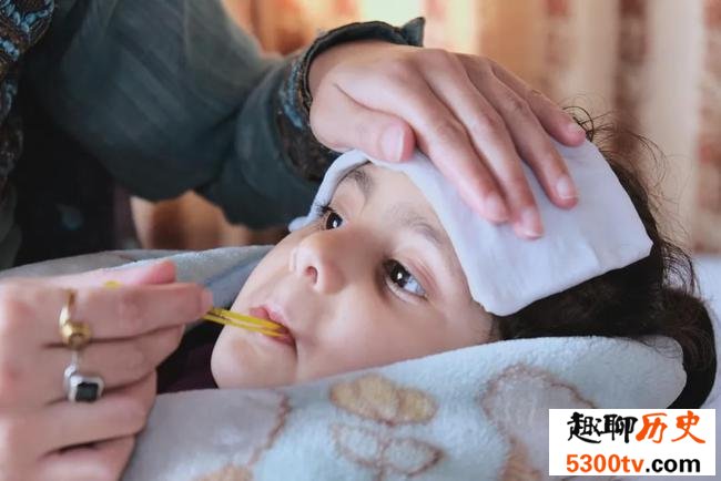 为什么感冒咳嗽等症状一到晚上就更严重