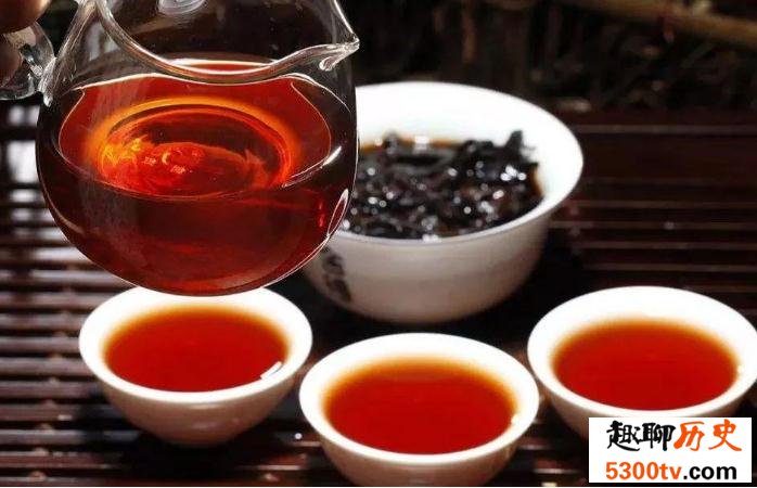 喝浓茶不能解酒 甚至有副作用