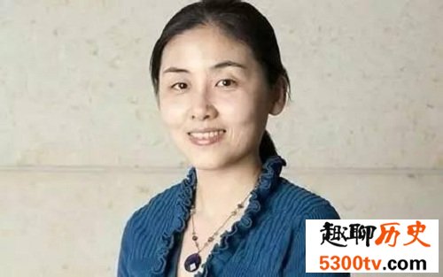 中国最年轻的教授，居然是位90后的小姑娘
