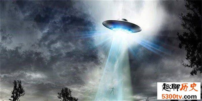 工程师观测卫星突遇停电 外星的不速之客