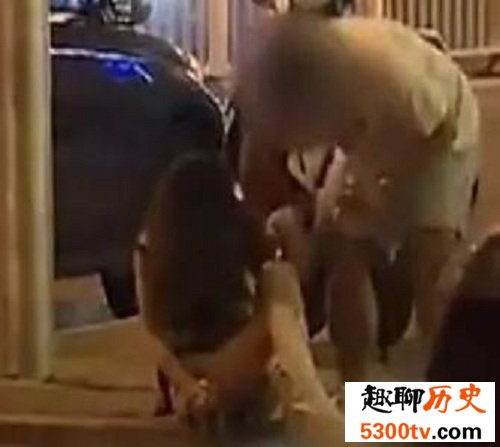南宁捡尸事件，女子还是多点防范意识比较好