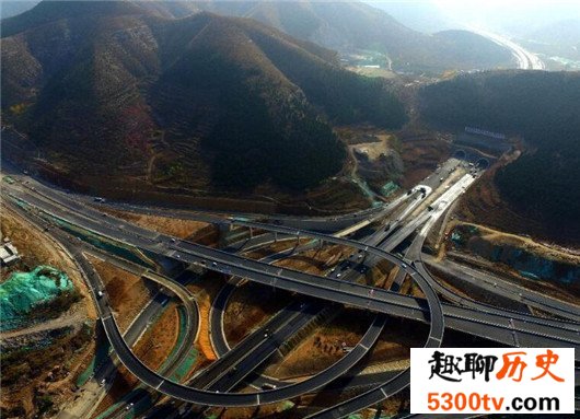 济南最大立交桥即将竣工，堪比重庆网红空中公路