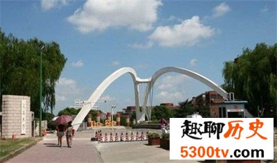中国十大最丑建筑让我开眼界了 果然丑的不忍直视