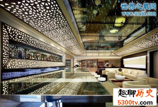 全球最豪华的酒店，迪拜帆船酒店(开一次房要13万)