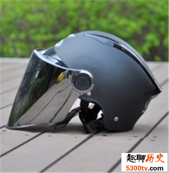 全球十大最佳摩托车头盔,摩托车头盔什么牌子好？