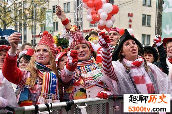 世界十大最丰富多彩的节日，其中一个就在中国哈尔滨