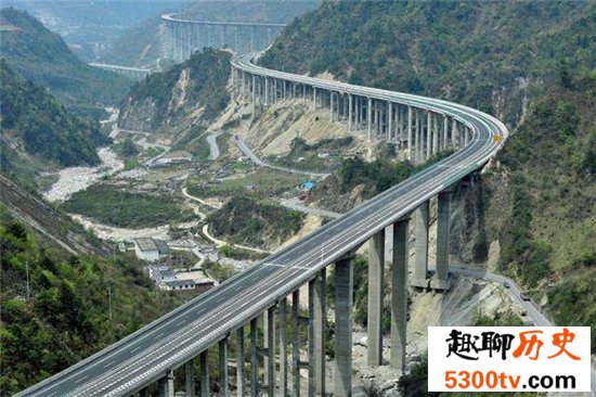 世界十大危险公路，老司机都被吓尿的十大公路！