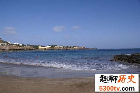 世界十大最长海滩，普腊亚卡西努海滩全长达到132英里！